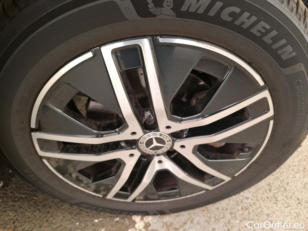  Mercedes  GLA MERCEDES-BENZ   2020  5P  SUV 2 0  200 D BUSINESS LINE DCT #8