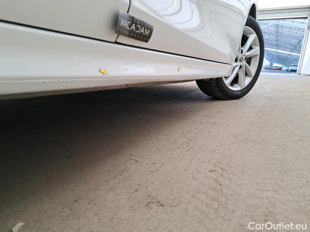  Opel  Corsa  F Elegance Business 1.2 Turbo 100CV BVM6 E6d #12