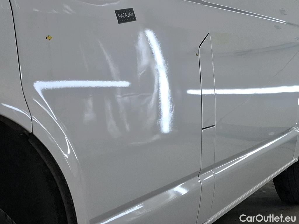  Volkswagen  Transporter VOLKSWAGEN  / 2019 / 4P / Fourgon tôlé 2.0 TDi 150 L2H1 Business Line #40