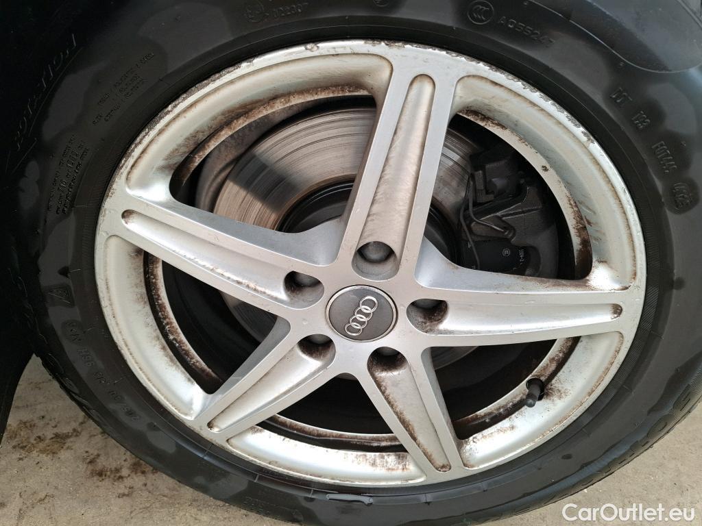  Audi  A4  Avant business line 2.0 TDI 150CV BVA7 E6 #8