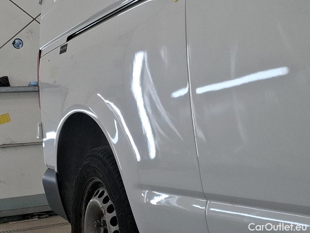  Volkswagen  Transporter VOLKSWAGEN  / 2019 / 4P / Fourgon tôlé 2.0 TDi 150 L2H1 Business Line #77