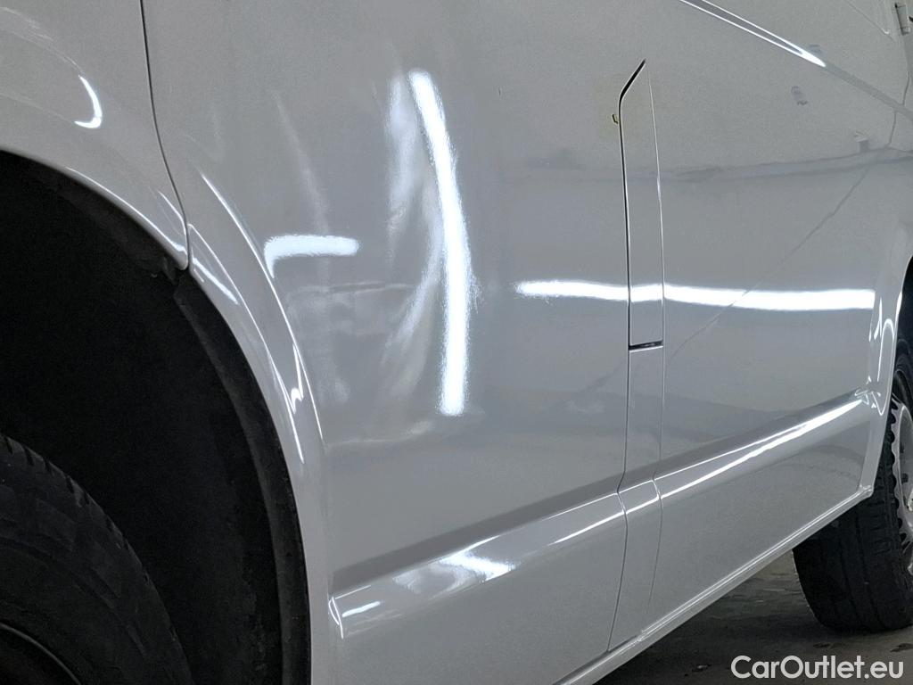  Volkswagen  Transporter VOLKSWAGEN  / 2019 / 4P / Fourgon tôlé 2.0 TDi 150 L2H1 Business Line #42