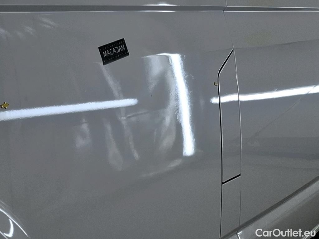  Volkswagen  Transporter VOLKSWAGEN  / 2019 / 4P / Fourgon tôlé 2.0 TDi 150 L2H1 Business Line #38