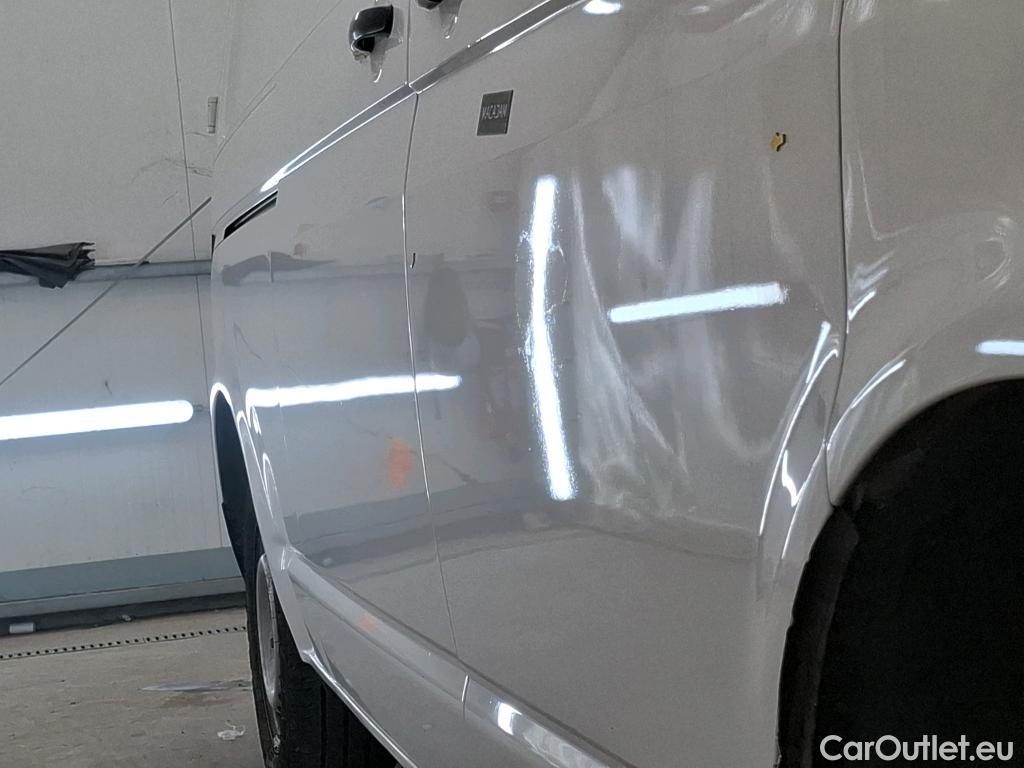  Volkswagen  Transporter VOLKSWAGEN  / 2019 / 4P / Fourgon tôlé 2.0 TDi 150 L2H1 Business Line #31