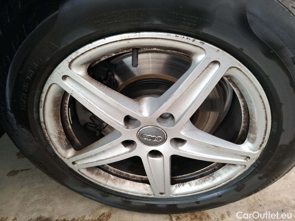  Audi  A4  Avant business line 2.0 TDI 150CV BVA7 E6 #12