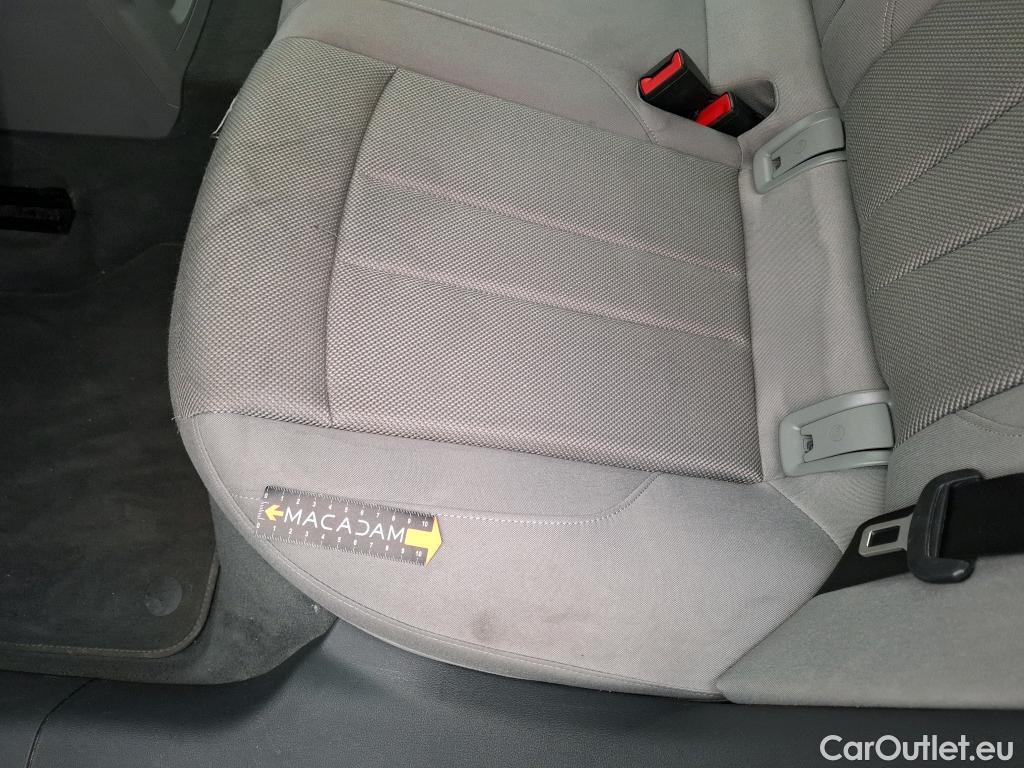  Audi  A4  Avant business line 2.0 TDI 150CV BVA7 E6 #19