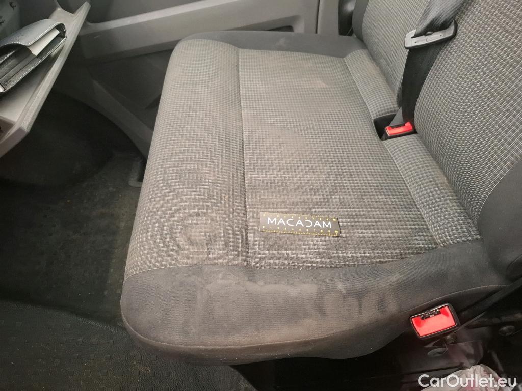  Volkswagen  Transporter VOLKSWAGEN  / 2019 / 4P / Fourgon tôlé 2.0 TDi 150 L2H1 Business Line #89