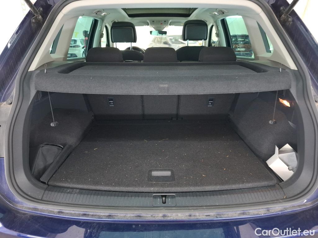  Volkswagen  Tiguan VOLKSWAGEN  5p SUV 2.0 TDI 150 DSG7 Carat BMT #20