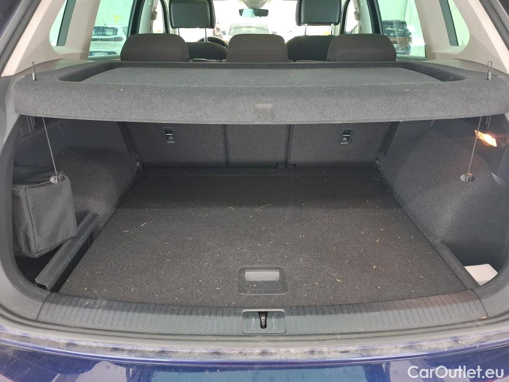  Volkswagen  Tiguan VOLKSWAGEN  5p SUV 2.0 TDI 150 DSG7 Carat BMT #15
