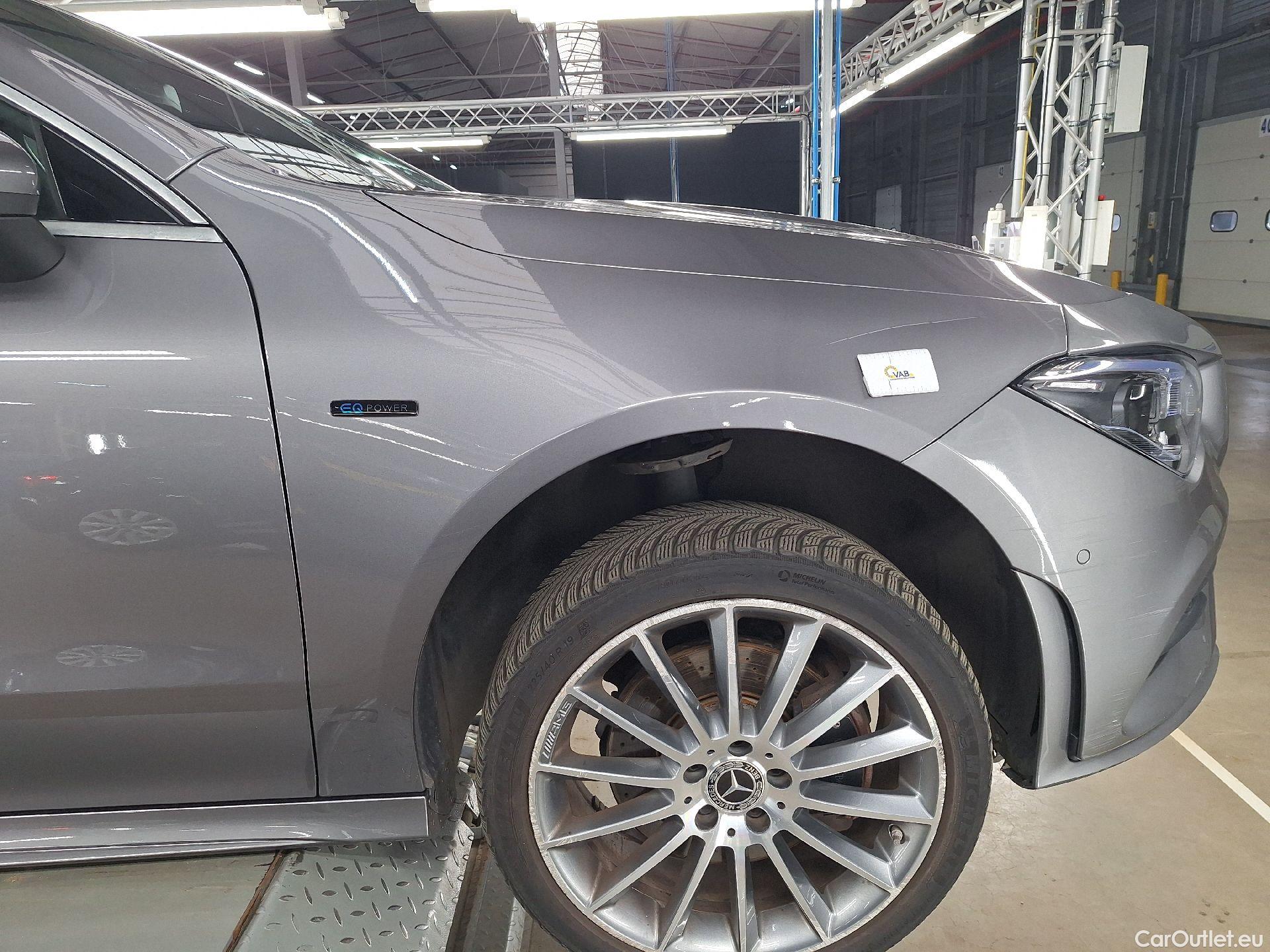  Mercedes  CLA-Klasse Mercedes, CLA-Class '19 PHEV, Mercedes-Benz CLA CLA 250 e 4d #17
