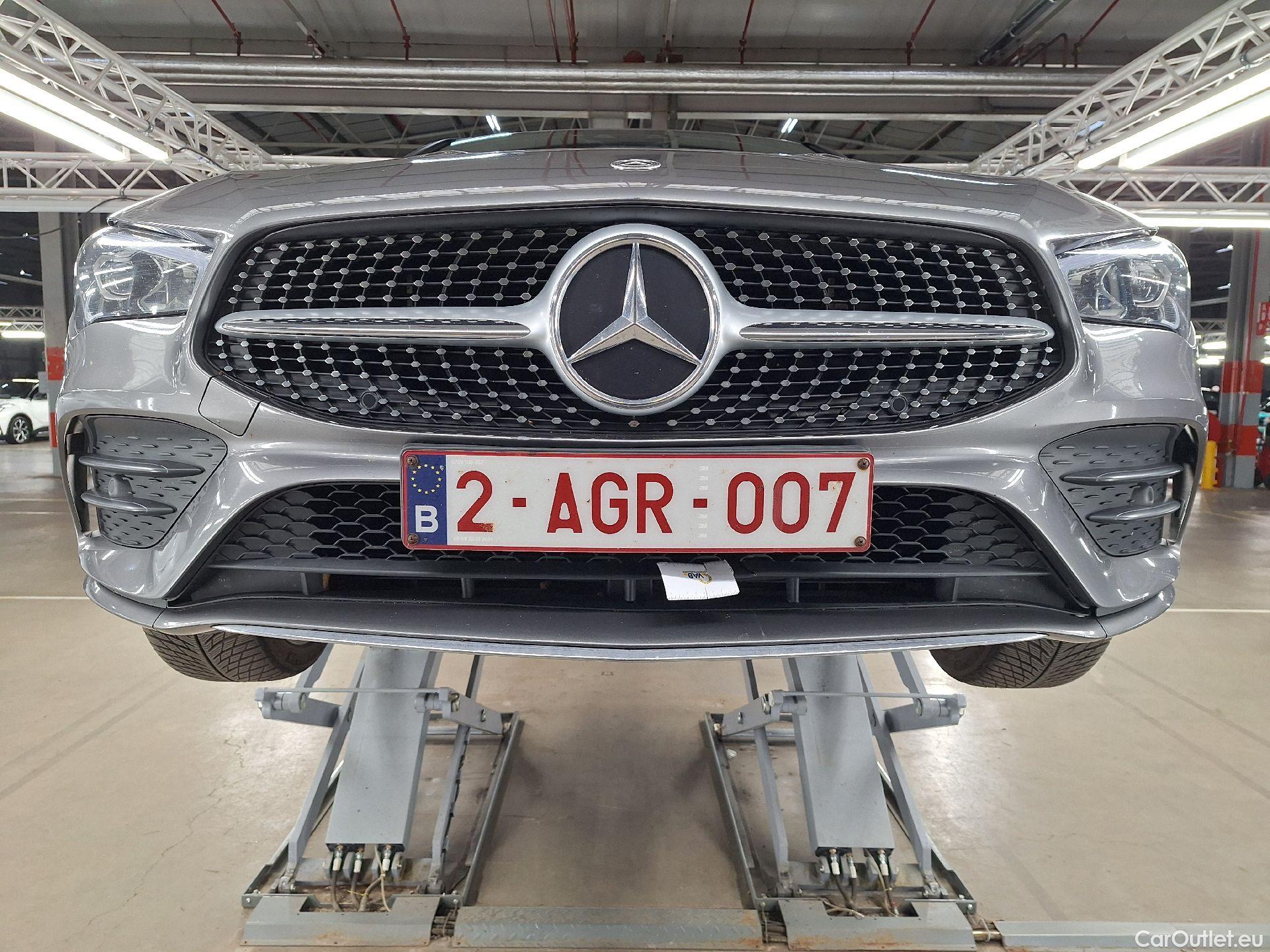  Mercedes  CLA-Klasse Mercedes, CLA-Class '19 PHEV, Mercedes-Benz CLA CLA 250 e 4d #34