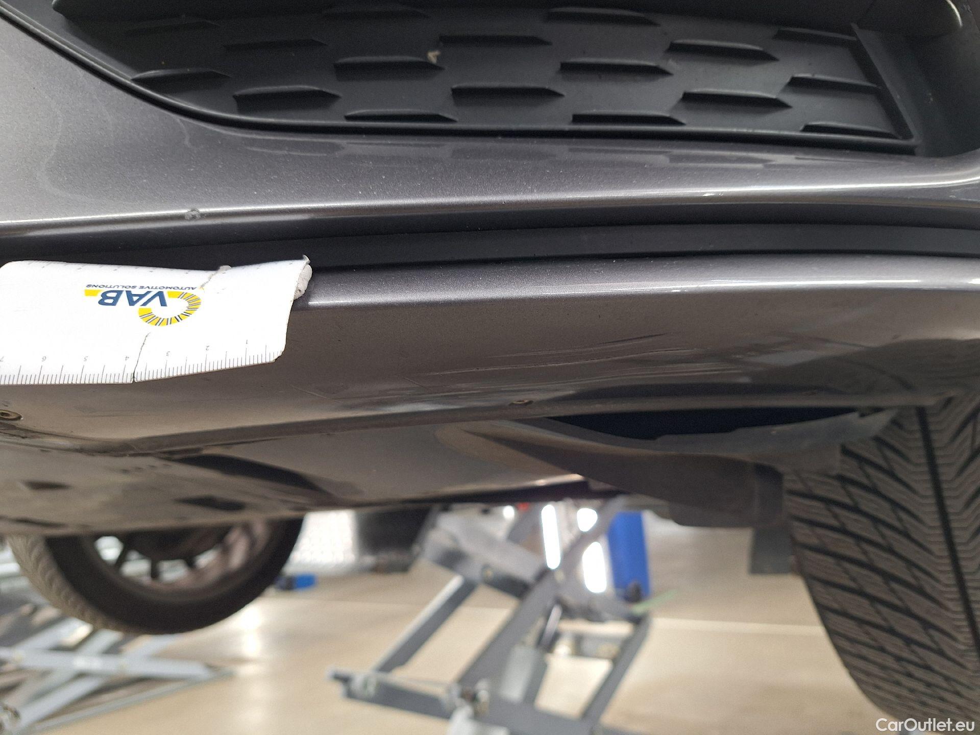 Mercedes  CLA-Klasse Mercedes, CLA-Class '19 PHEV, Mercedes-Benz CLA CLA 250 e 4d #33