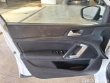  Peugeot  308 PEUGEOT  / 2017 / 5P / STATION WAGON SW ACTIVE BUSINESS BLUEHDI 130 SeS #122