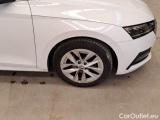  Skoda  Octavia SKODA  WAGON / 2020 / 5P / STATION WAGON 2.0 TDI EVO 110KW STYLE DSG #38
