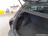  Volkswagen  Golf  VOLKSWAGEN / 2019 / 5P / BERLINA 2.0 TDI SCR LIFE DSG #115