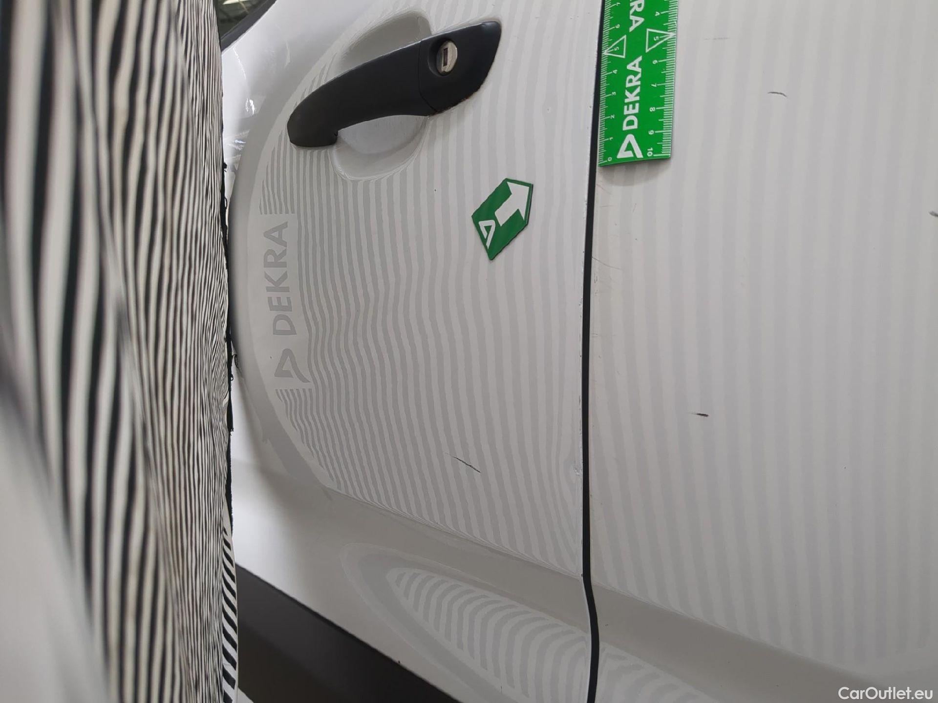  Citroen  Berlingo  Fourgon Club M 650 1.5 BlueHDi 130CV BVM6 E6dT #17