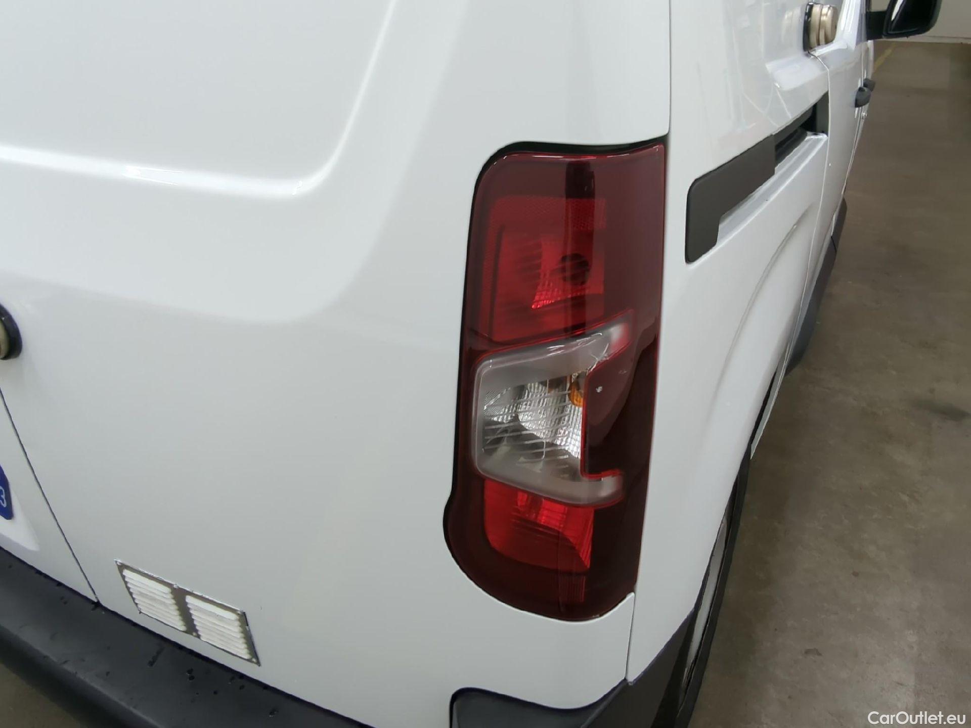  Citroen  Berlingo  Fourgon Club M 650 1.5 BlueHDi 130CV BVM6 E6dT #26