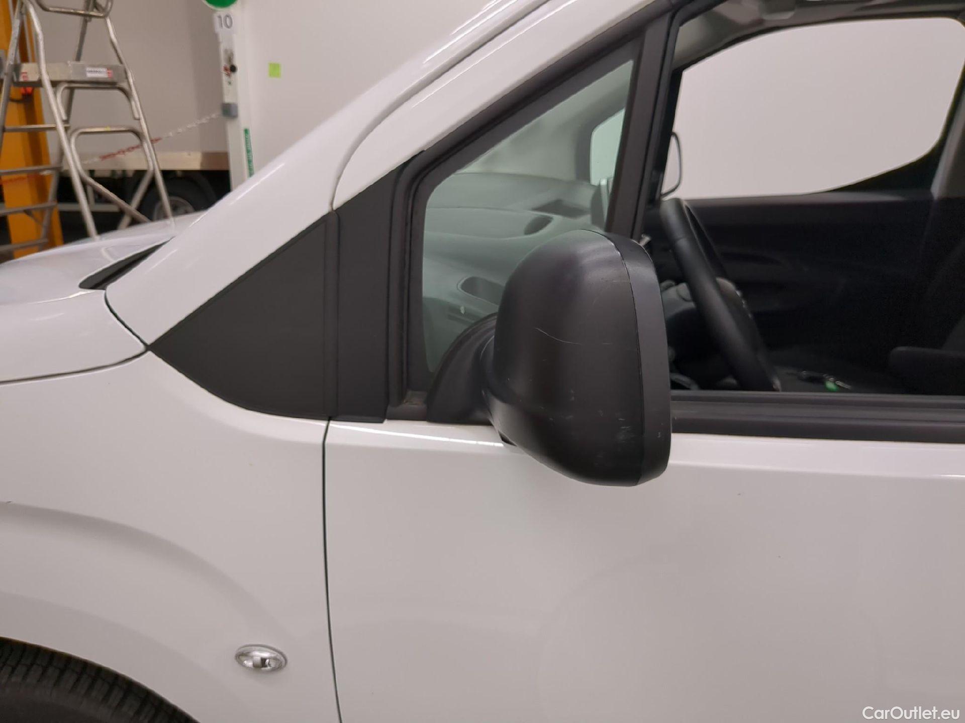 Citroen  Berlingo  Fourgon Club M 650 1.5 BlueHDi 130CV BVM6 E6dT #16