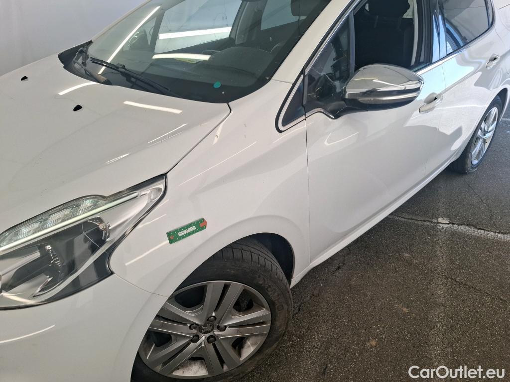  Peugeot  208  Allure Business 1.5 HDi 100CV BVM5 E6dT #31