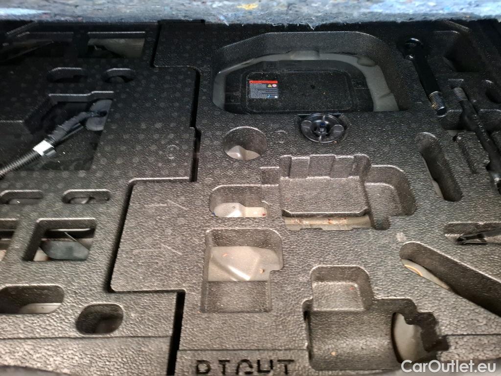  Nissan  Juke NISSAN   2019  5P  Crossover Hybrid 143 Business #9