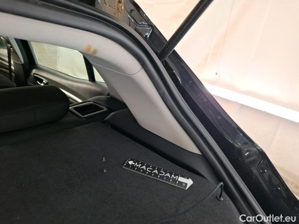  Renault  Megane RENAULT Mégane Berline / 2020 / 5P / Berline Business TCe 140 EDC FAP -21N #31