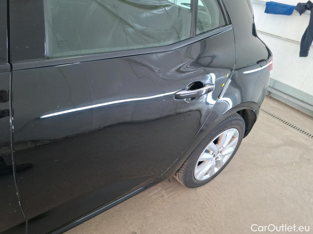  Renault  Megane RENAULT Mégane Berline / 2020 / 5P / Berline Business TCe 140 EDC FAP -21N #33