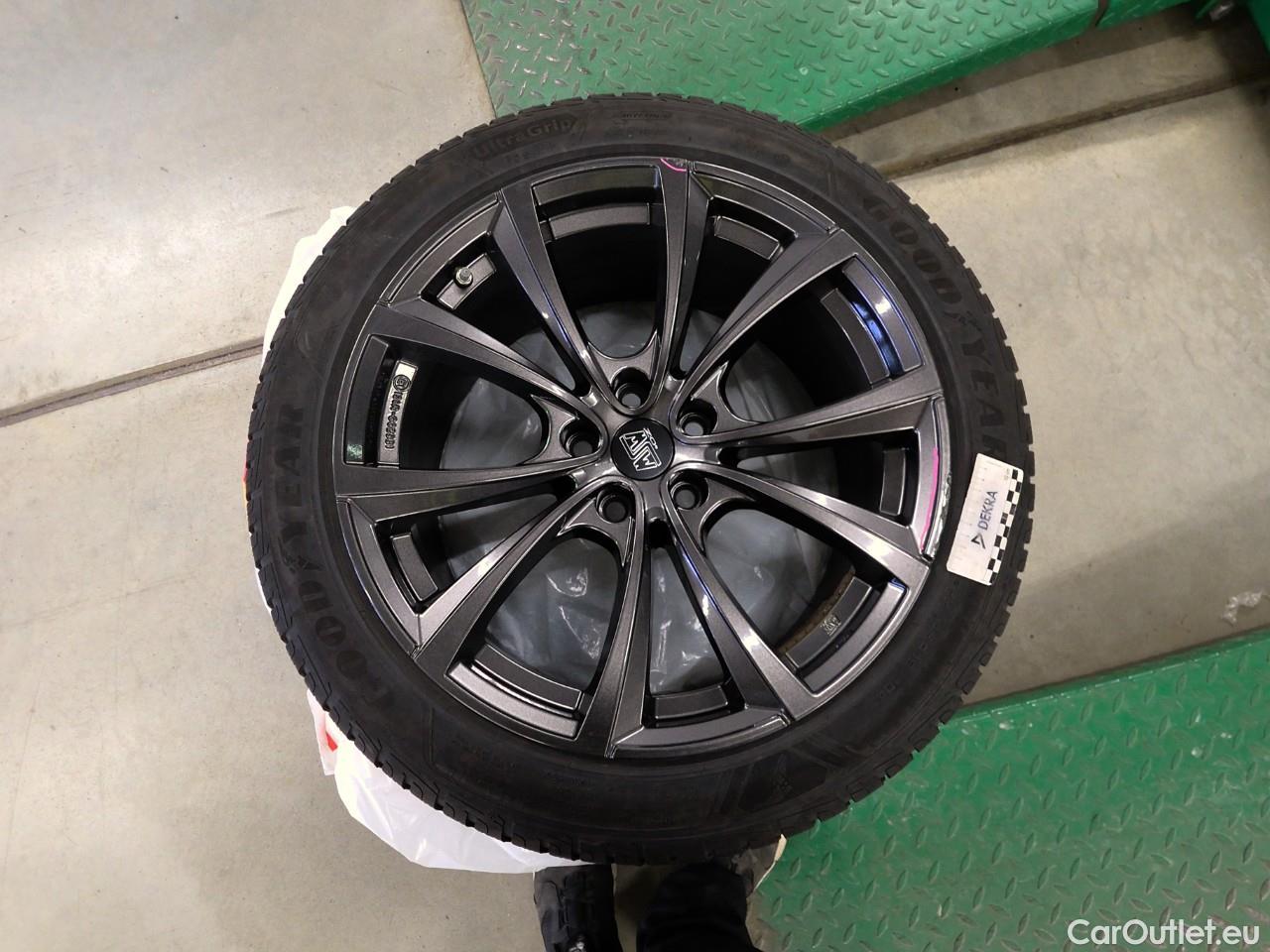  Tesla  Model Y  75kWh Long-Range AWD #6