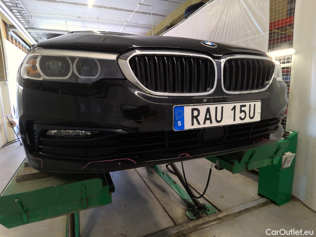  Bmw  Serie 5 530e Connected Aut #4