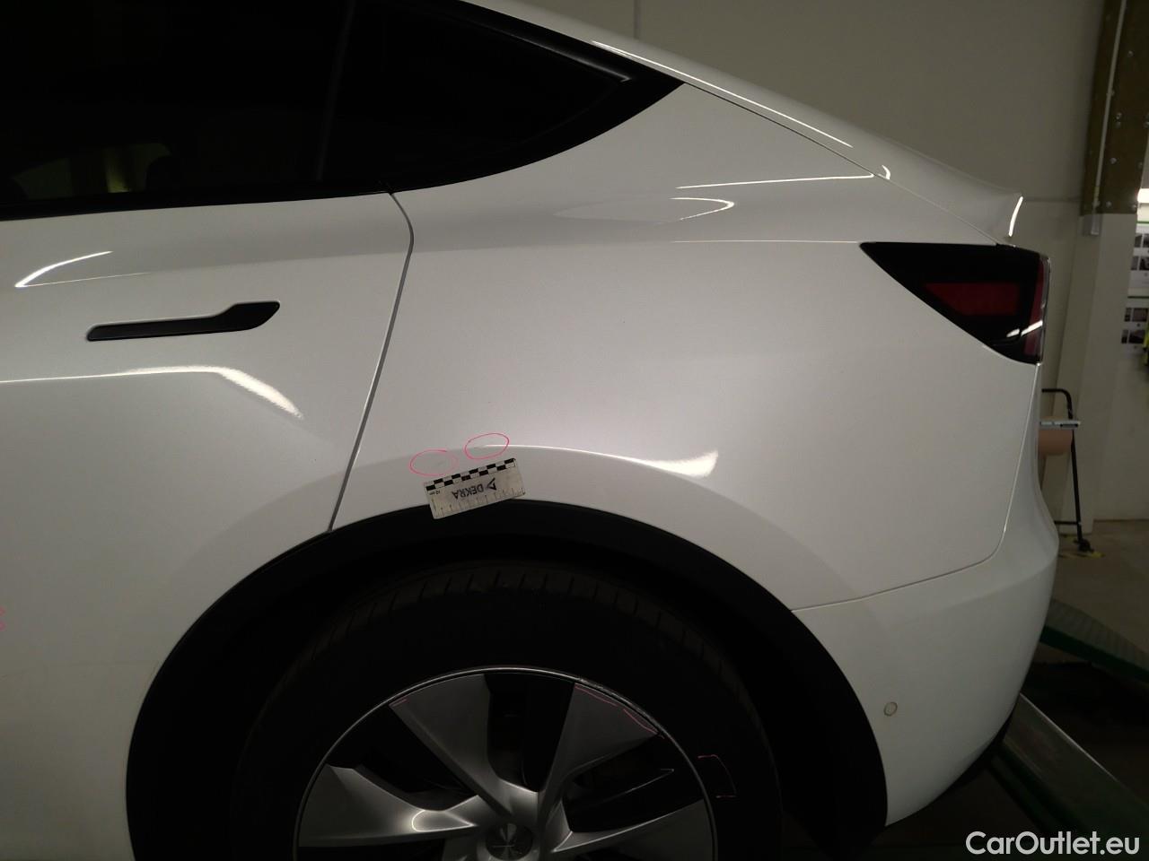  Tesla  Model Y  75kWh Long-Range AWD #33