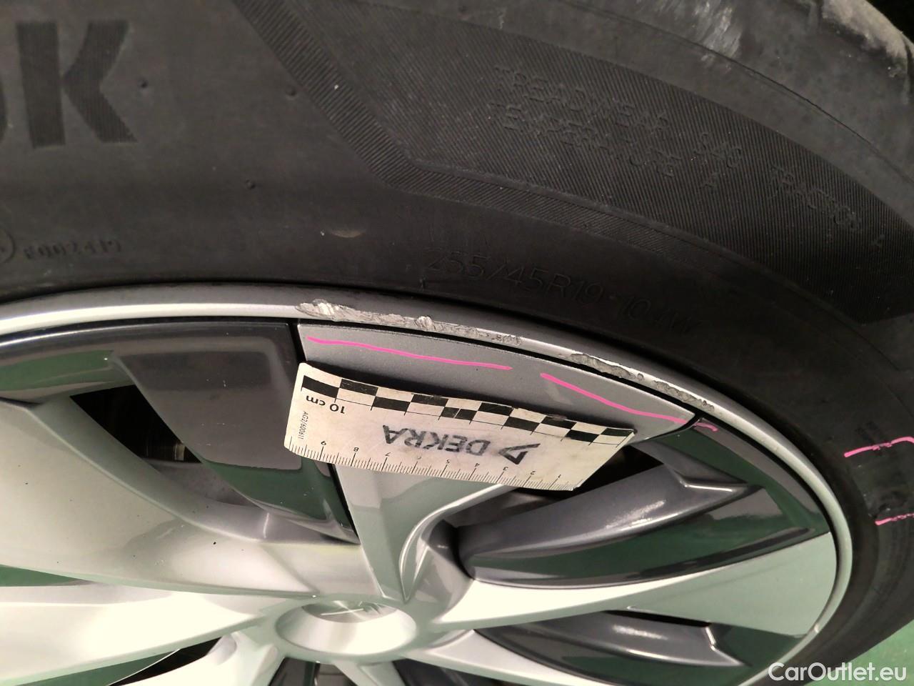  Tesla  Model Y  75kWh Long-Range AWD #30