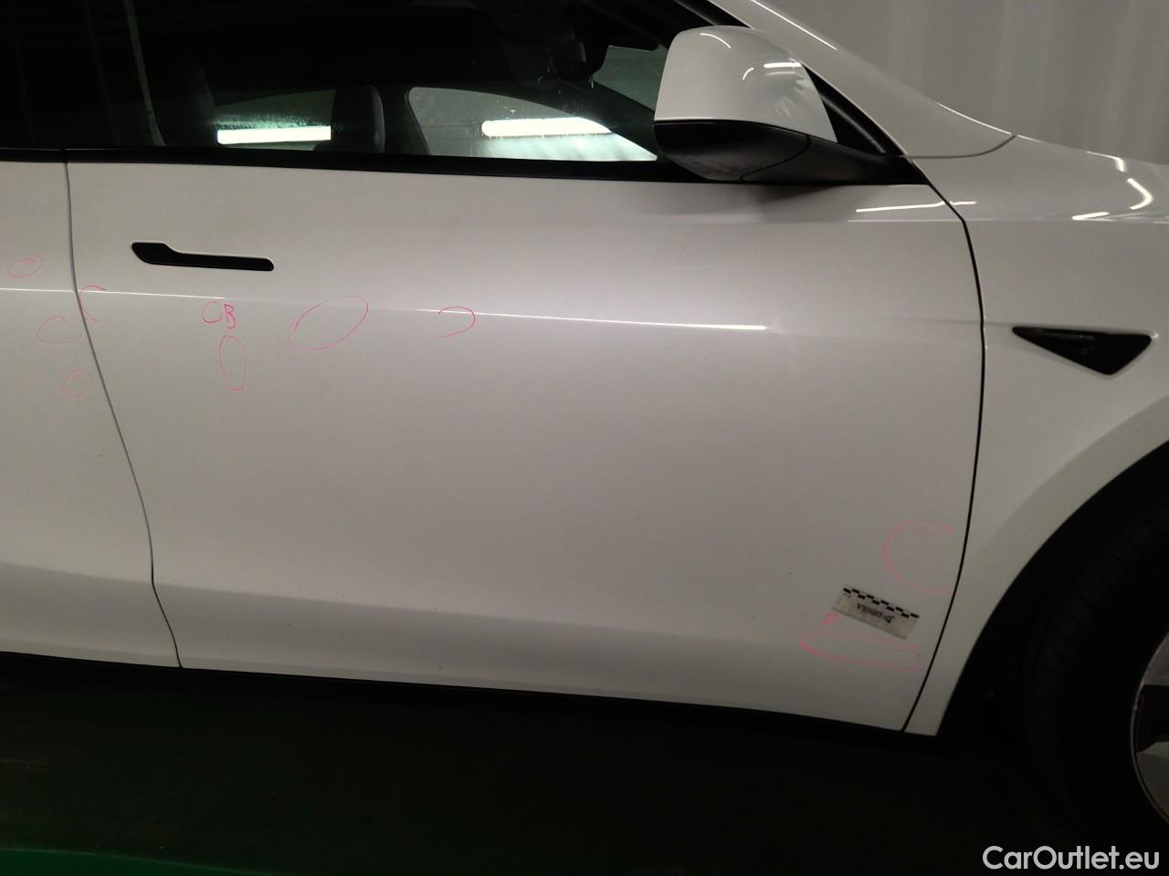  Tesla  Model Y  75kWh Long-Range AWD #17