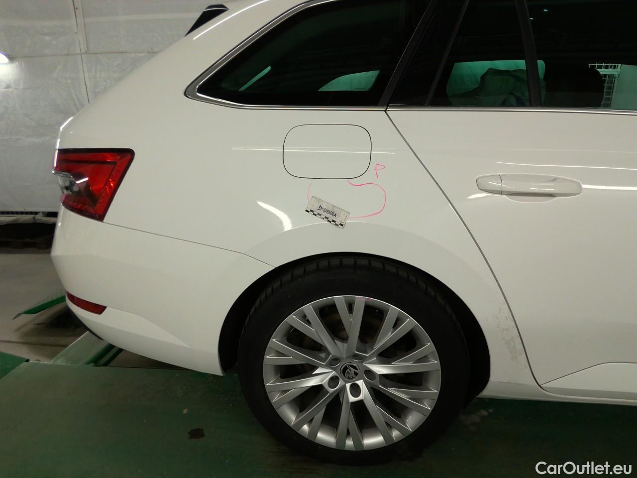 Skoda  Superb Sup.Co.TSI PHEV 218 Style Aut #8