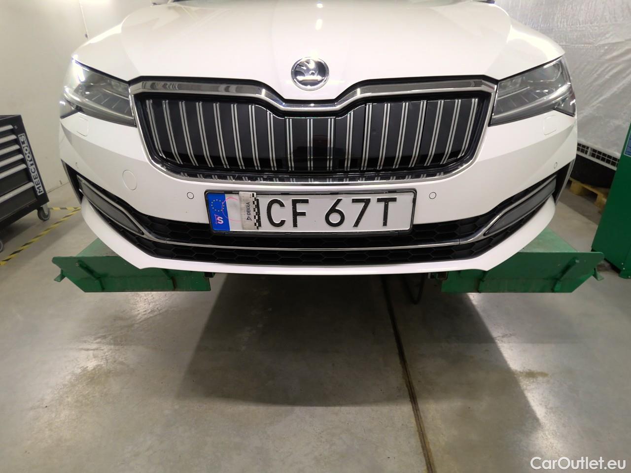  Skoda  Superb Sup.Co.TSI PHEV 218 Style Aut #2