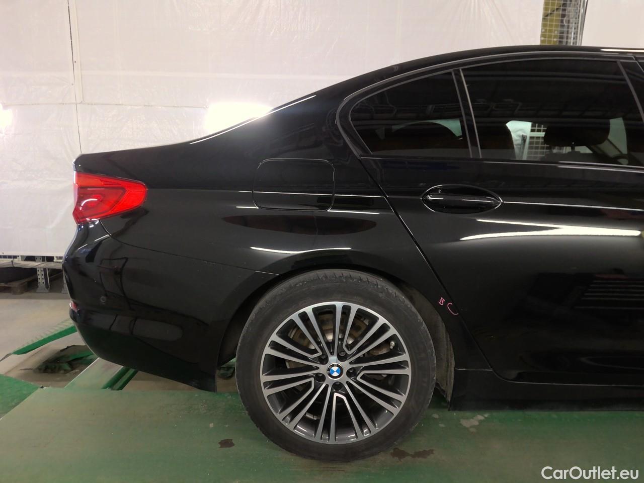  Bmw  Serie 5 530e Connected Aut #24