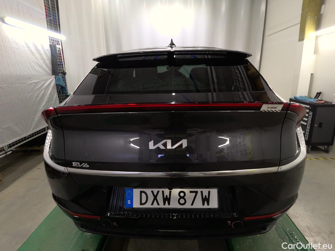  KIA  Ev6  77.4kWh 325 AWD Plus #42