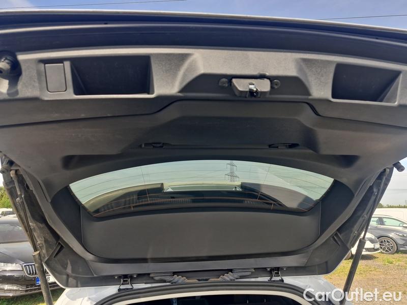  Peugeot  308 -SW  (P5) (2021)  SW 1.5BHDi 130 Allure AT #16