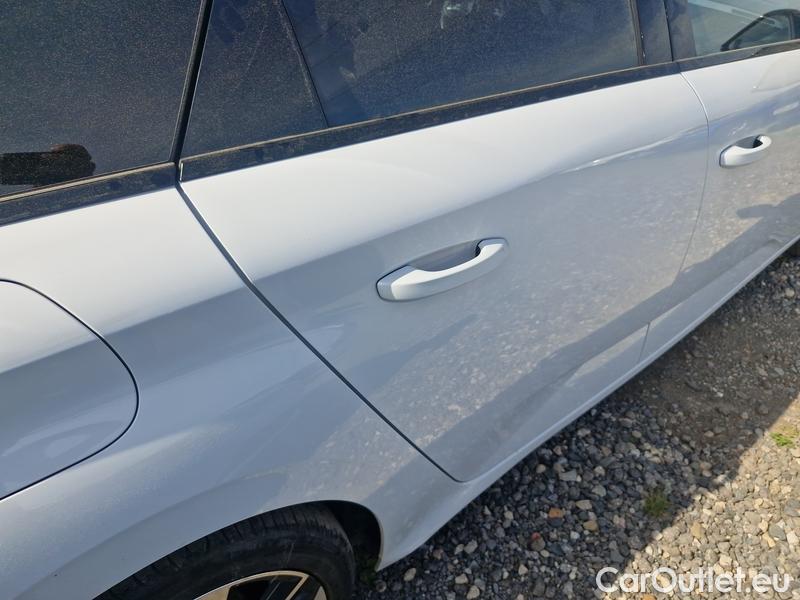  Peugeot  308 -SW  (P5) (2021)  SW 1.5BHDi 130 Allure AT #22