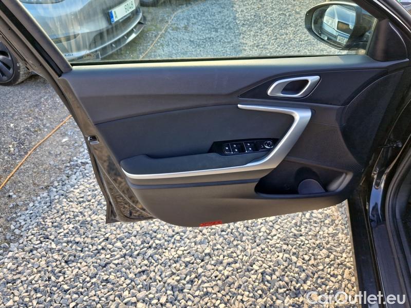  KIA  Cee'd Ceed  (CD) (2018->) Ceed 1.0 T-GDI 74 Spin 5d #6