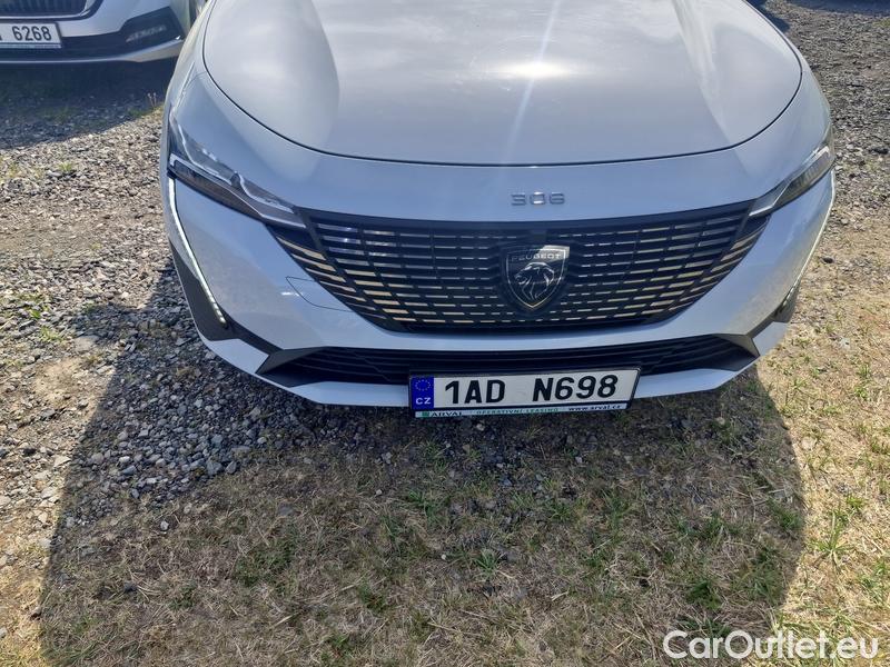  Peugeot  308 -SW  (P5) (2021)  SW 1.5BHDi 130 Allure AT #2