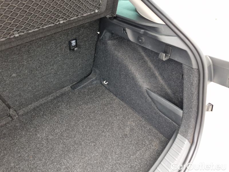  Skoda  Scala  (NW) (2019)  1.0 TSI 81 Style #14