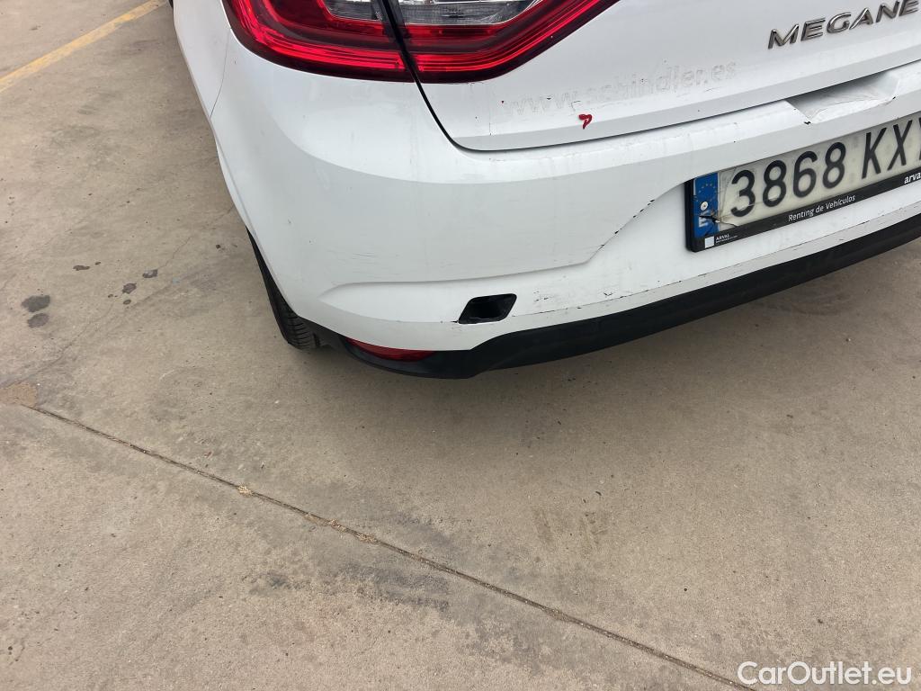  Renault  Megane RENAULT Mégane / 2015 / 5P / berlina con portón Life Blue dCi 70kW (95CV) #24