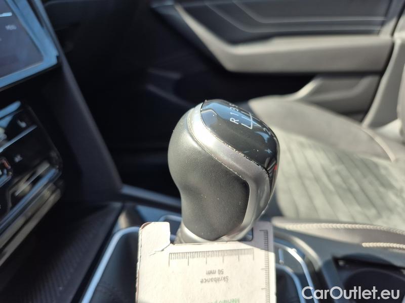 Volkswagen  Passat  Lim (CB2) (2019) Pas.2.0TDI 110 Elegance 4d #6