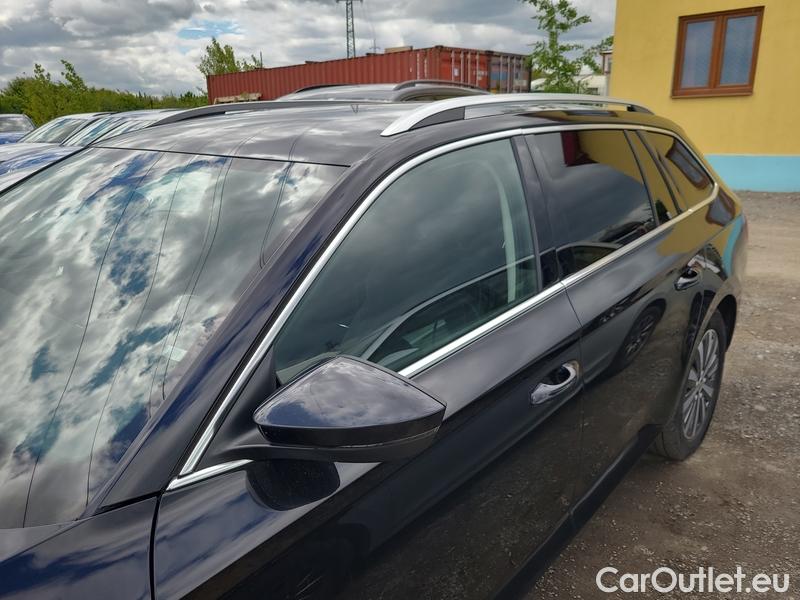  Skoda  Superb  Combi (3V5)(2015) Sup.C.FL2.0TDI 110 Style AT #4