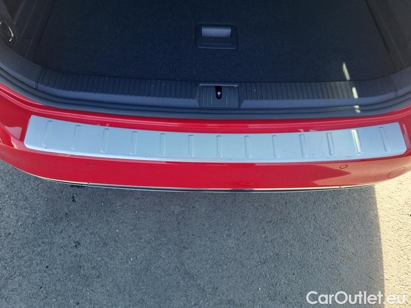  Volkswagen  Passat  Variant (CB5) (2019) Pass.Var.2.0 TSI Elegance AT #8