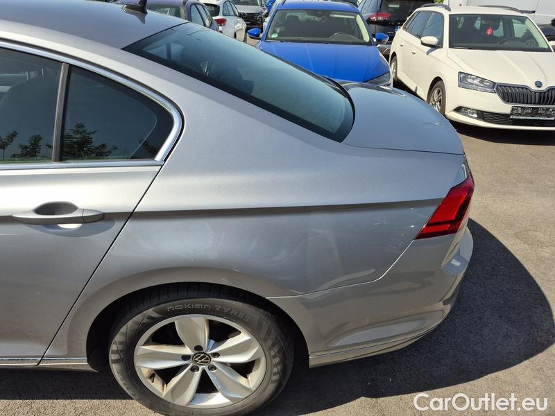  Volkswagen  Passat  Lim (CB2) (2019) Pas.2.0TDI 110 Elegance 4d #10