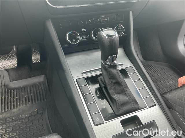  Skoda  Superb Sup.C.FL2.0TDI 110 Ambition AT #17