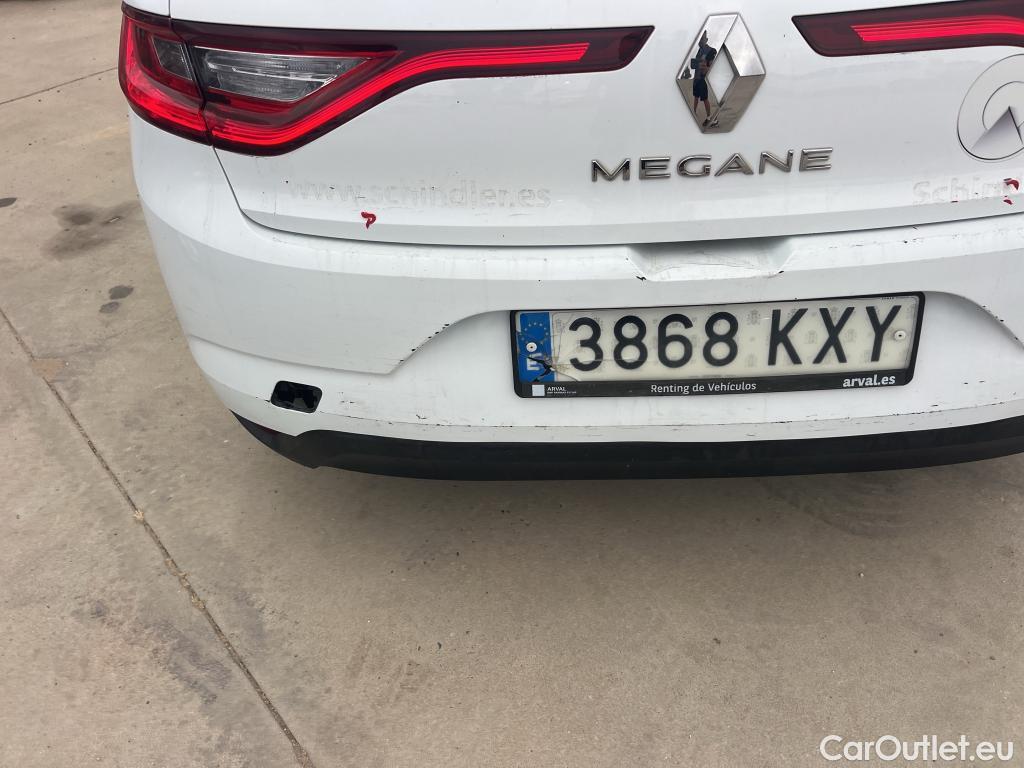  Renault  Megane RENAULT Mégane / 2015 / 5P / berlina con portón Life Blue dCi 70kW (95CV) #16