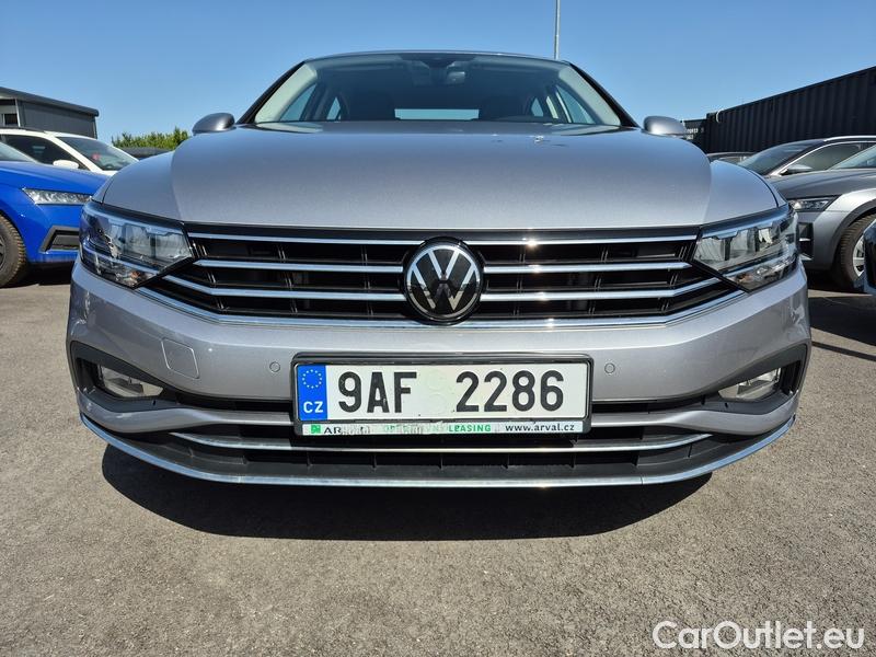  Volkswagen  Passat  Lim (CB2) (2019) Pas.2.0TDI 110 Elegance 4d #1