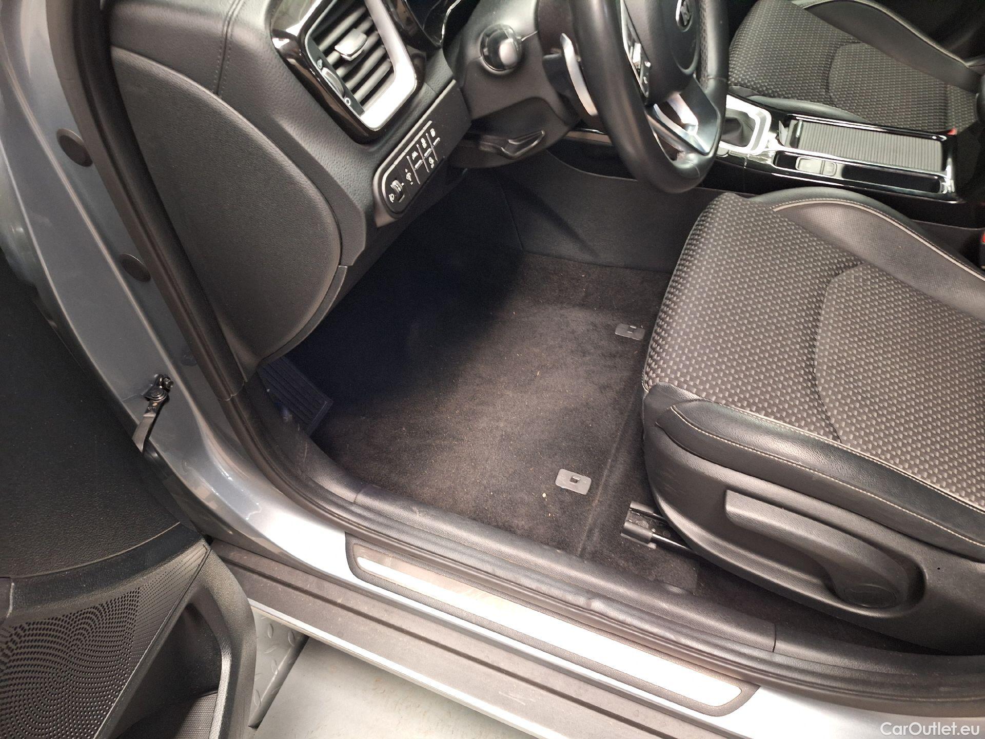  KIA  XCeed Kia,  '19 PHEV, KIA  1.6 GDi PHEV DCT Business Line 5d #1
