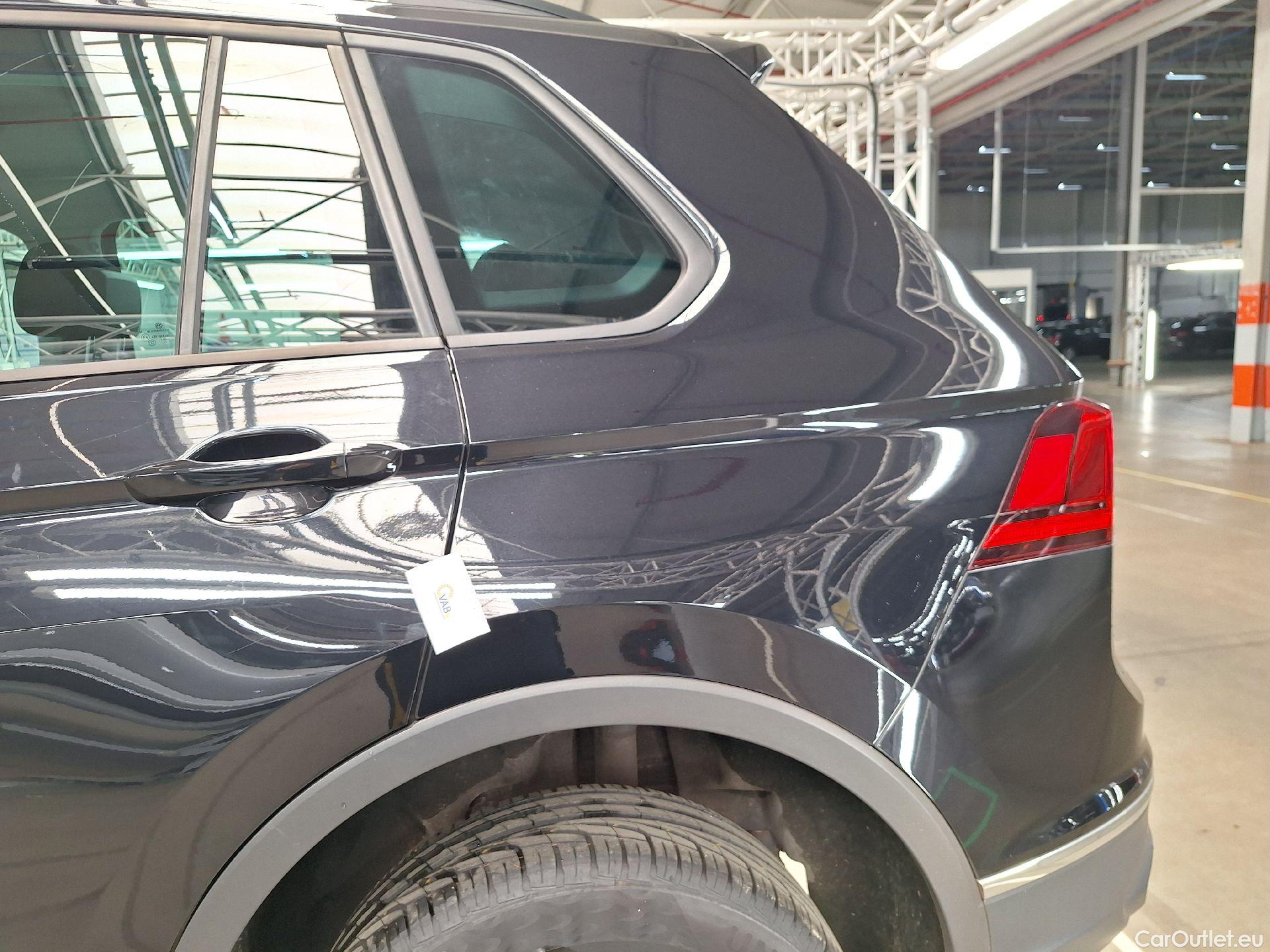  Volkswagen  Tiguan VW,  FL'20, Volkswagen  1.5 TSI 96kW Life Business 5d #19